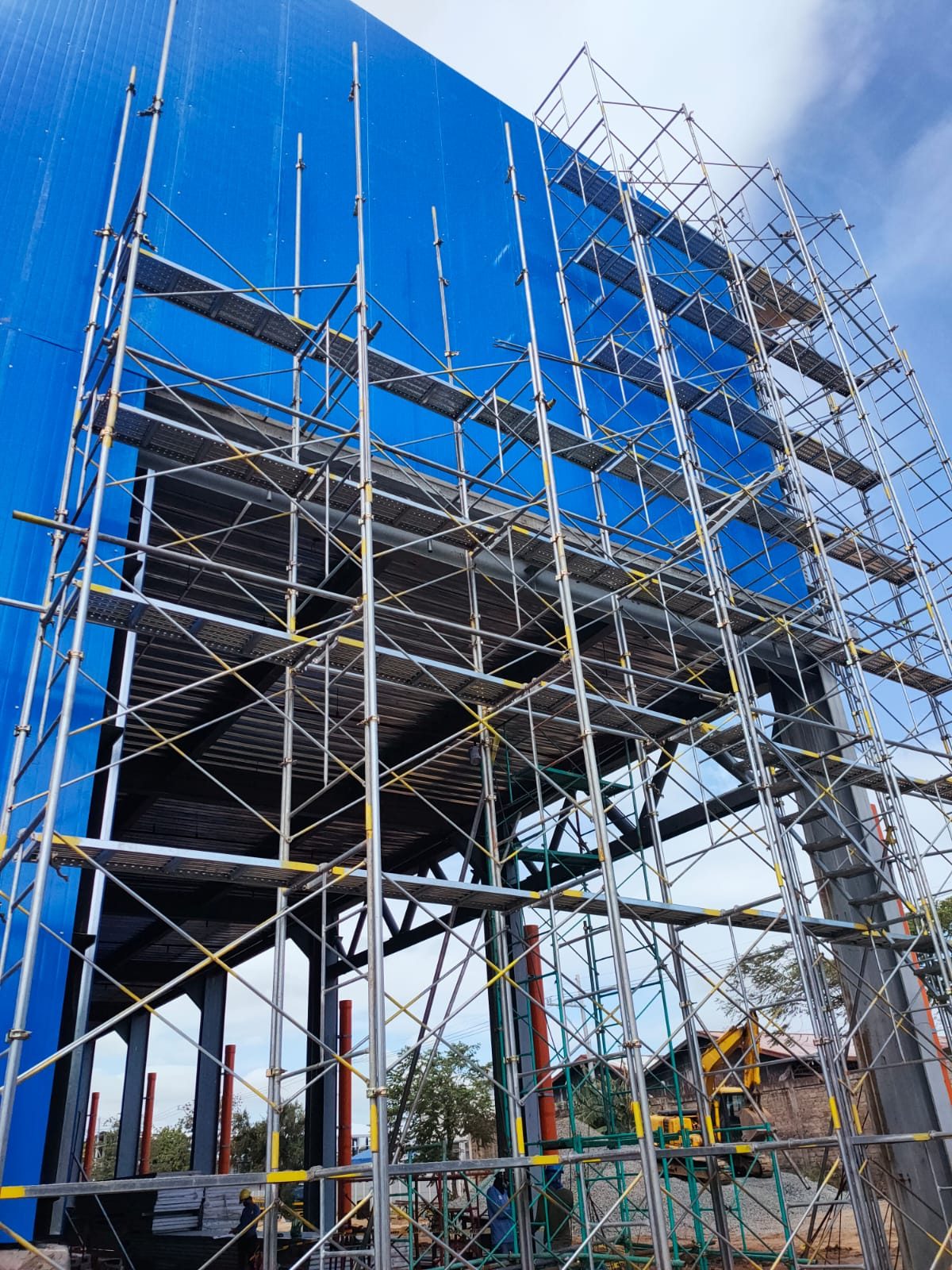 Insulated wall panel supply and installation, Laguna